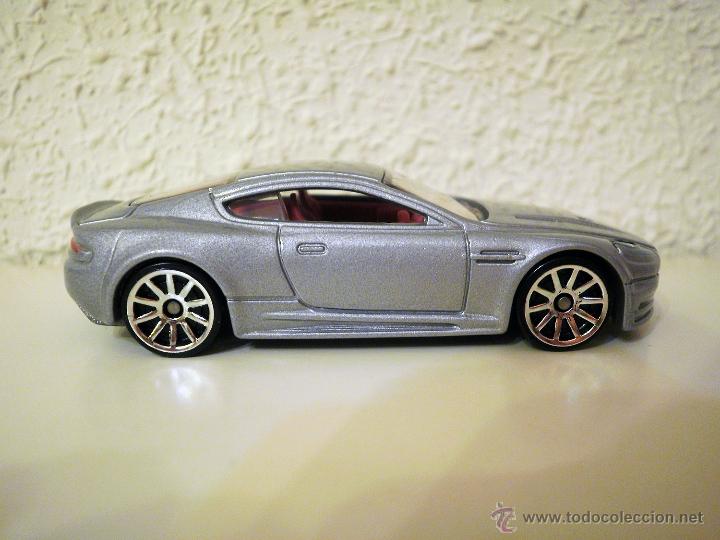 Coches a escala Hot Wheels: Hot Wheels Aston Martin DBS - Foto 2