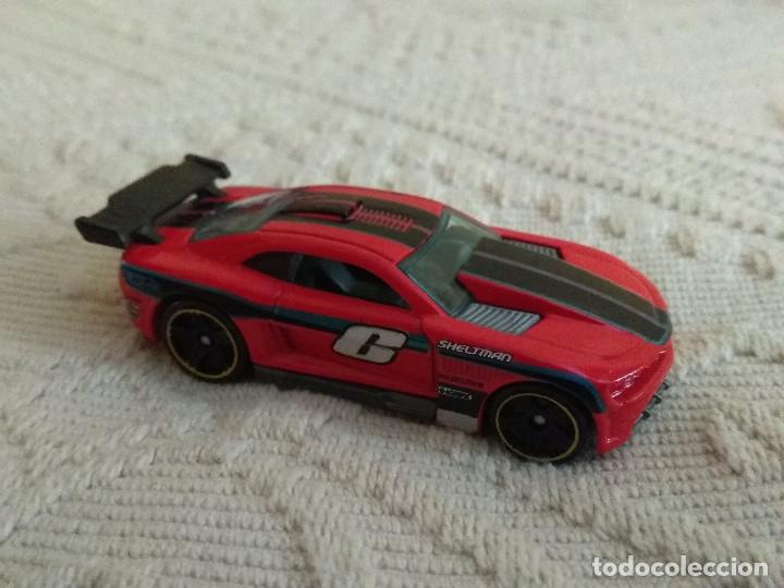 Coches a escala Hot Wheels: HOT WHEELS CUSTOM CAMARO 2011 1/64 - Foto 1