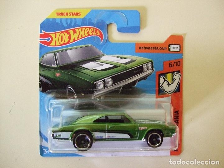 Auto in scala Hot Wheels: &acute;69 DODGE CHARGER 500 1969 - HOT WHEELS MATTEL MUSCLE MANIA 2018 ESCALA 1:64 - COCHE TRACK STARS