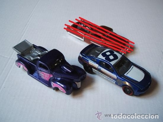 Model cars Hot Wheels: ford '40 pick up exclusive deoration,ford mustang gt '10 de hot wheels.1:64