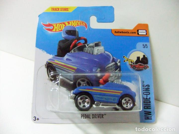 Carros em escala Hot Wheels: PEDAL DRIVER - HOT WHEELS MATTEL HW RIDE-ONS 2017 TREASURE T-HUNT ESCALA 1:64 COCHE TRACK STARS
