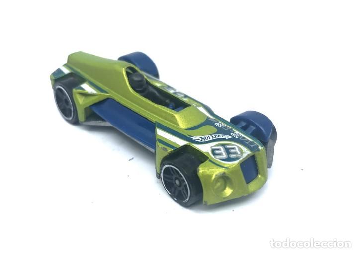 Voitures miniatures Hot Wheels: Hot Wheels Med-Evil