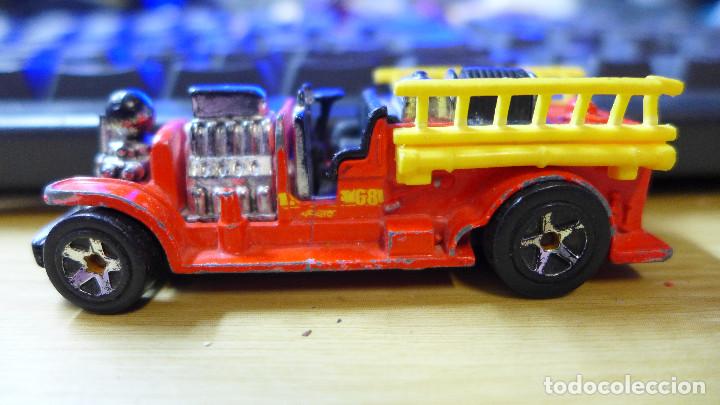 Coches a escala Hot Wheels: CAMION DE BOMBEROS DE HOT WHEELS - Foto 3
