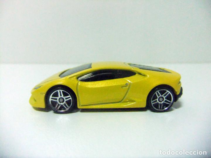 Model cars Hot Wheels: LAMBORGHINI HURAC&Aacute;N LP 610-4 - HOT WHEELS MATTEL &copy; 2014 - ESCALA 1:64 COCHE SUPERDEPORTIVO AUTO