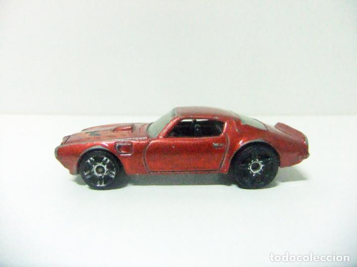 Carros em escala Hot Wheels: &acute;73 PONTIAC FIREBIRD - HOT WHEELS 2012 NEW MODELS MATTEL &copy; 2011 ESCALA 1:64 COCHE 1973 HW V5304