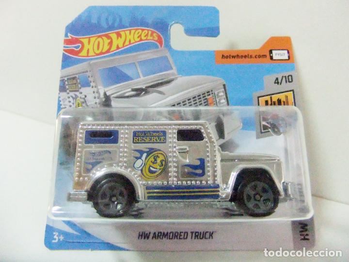 Model cars Hot Wheels: HW ARMORED TRUCK HOT WHEELS RESERVE HW METRO 2020 - ESCALA 1:64 FURG&Oacute;N CAMI&Oacute;N BLINDADO COCHE JUGUETE