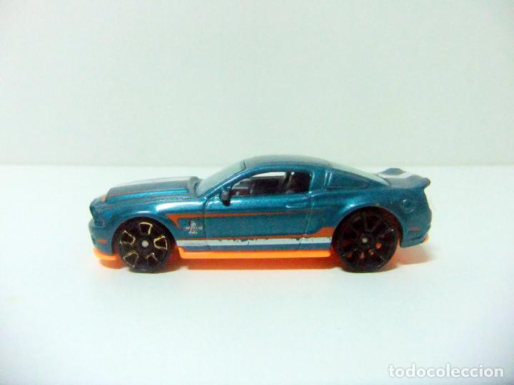 Auto in scala Hot Wheels: &acute;10 FORD SHELBY GT500 SUPER SNAKE HOT WHEELS FASTER THAN EVER 2012 - ESCALA 1:64 COCHE CAR MUSTANG
