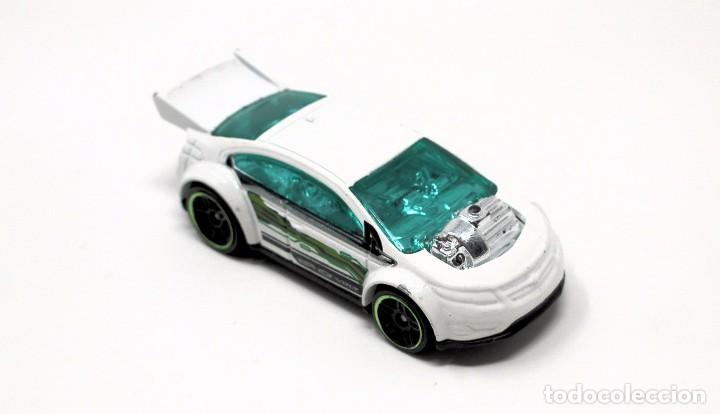 Coches a escala Hot Wheels: Super Volt de Hot Wheels - Hotwheels - 2014 Malasia.