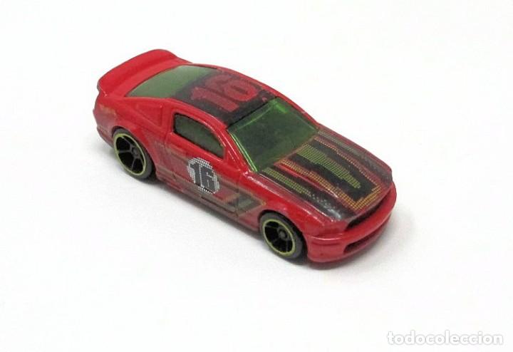 Model cars Hot Wheels: 07 Ford Mustang de Hot Wheels - Hotwheels - Malasia 2007.