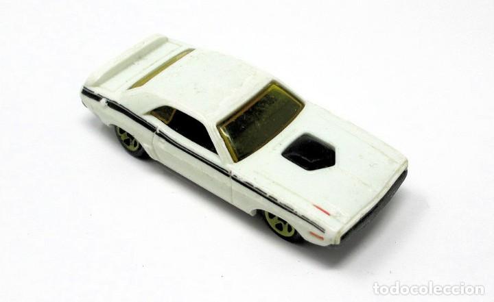 Coches a escala Hot Wheels: 71 Dodge Challenger de Hot Wheels - Hotwheels - Thailandia 2010.