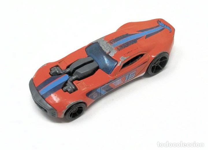 Coches a escala Hot Wheels: Nittro Doorslammer en naranja y azul con el n&ordm; 15-2012 - K6135 de Hot Wheels - Hotwheels - Malasia