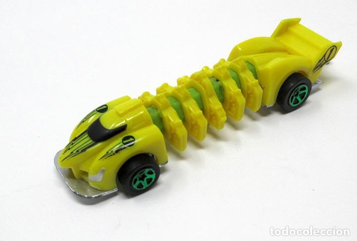 Auto in scala Hot Wheels: Flex Force Mutant de Hot Wheels - Hotwheels - China 2013.
