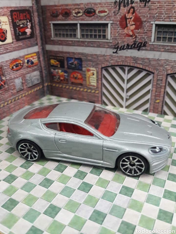 Coches a escala Hot Wheels: HOT WHEELS ASTON MARTIN DBS 2010 - Foto 1