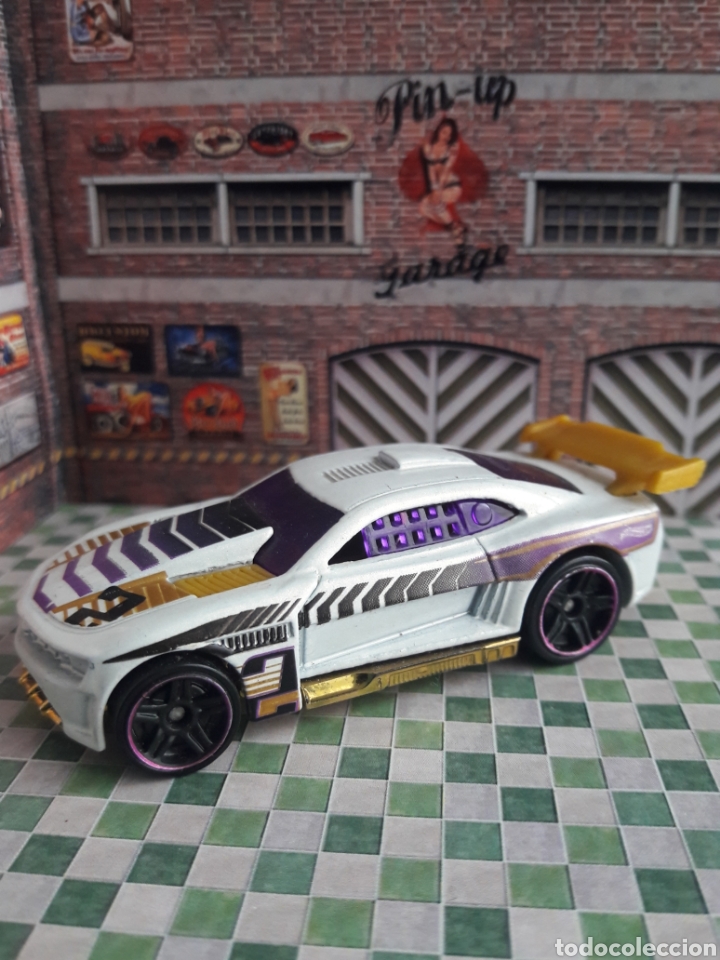 Coches a escala Hot Wheels: HOT WHEELS CAMARO 2011 - Foto 2