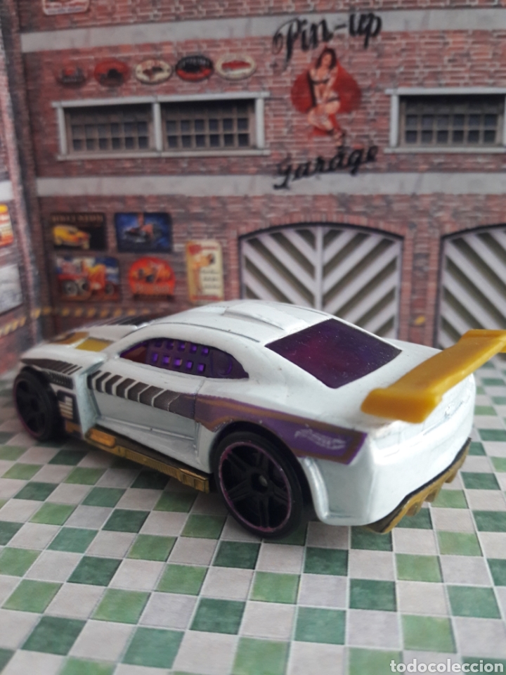 Coches a escala Hot Wheels: HOT WHEELS CAMARO 2011 - Foto 3