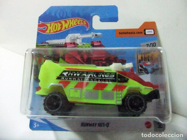 Carros em escala Hot Wheels: RUNWAY RES-Q HOT WHEELS HW METRO 2020 ESCALA 1:64 CAMI&Oacute;N AIRLINES MARSHAL AIRPORT RESCUE AEROPUERTO