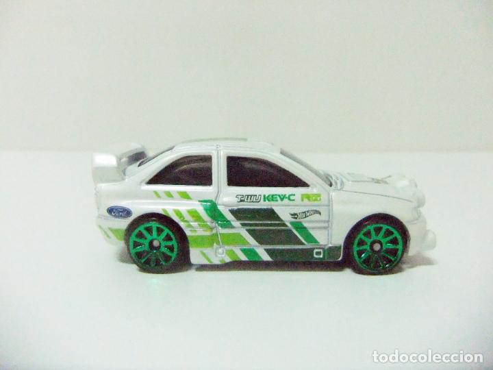 Carros em escala Hot Wheels: FORD ESCORT RALLY HOT WHEELS MATTEL NIGHTBURNERZ 5-PACK 2019 - ESCALA 1:64 COCHE RALLYE JUGUETE