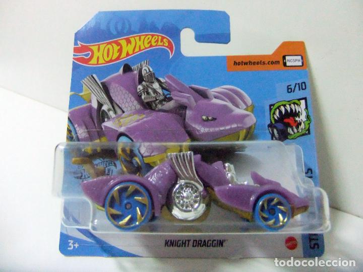 Voitures miniatures Hot Wheels: KNIGHT DRAGGIN&acute; HOT WHEELS MATTEL STREET BEASTS 2020 - ESCALA 1:64 COCHE DRAG&Oacute;N CABALLERO MEDIEVAL