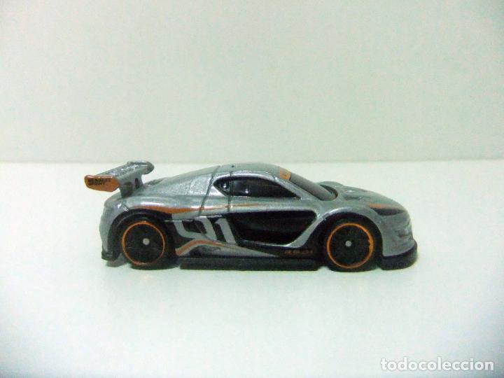 Carros em escala Hot Wheels: RENAULT SPORT R.S. 01 - HOT WHEELS MATTEL NIGHTBURNERZ 5-PACK 2020 - ESCALA 1:64 COCHE AUTO RS GRIS