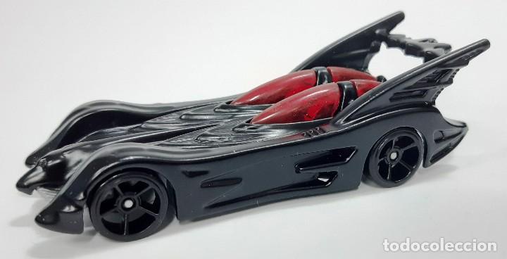 Coches a escala Hot Wheels: HOT WHEELS 1:64 BATMAN BATMOBILE 5 PACK - Foto 1