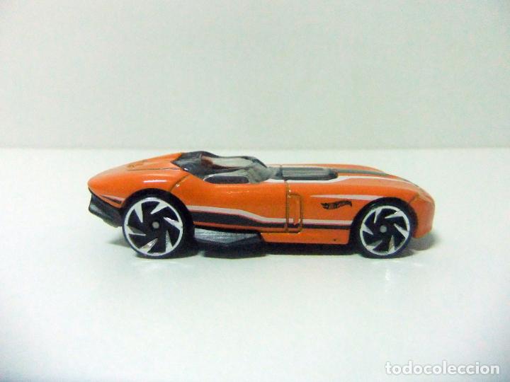 Auto in scala Hot Wheels: RRROADSTER HOT WHEELS MATTEL 2019 - ESCALA 1:64 COCHE BDD04 JUGUETE MULTIPACK ROADSTER RROADSTER HW