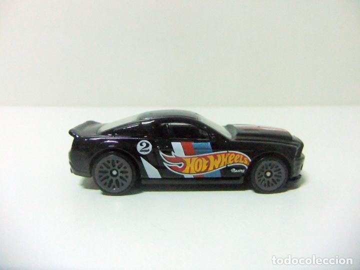 Auto in scala Hot Wheels: &acute;10 FORD SHELBY GT500 SUPER SNAKE 2010 - HOT WHEELS 2019 ESCALA 1:64 - COCHE MUSTANG MULTIPACK HW