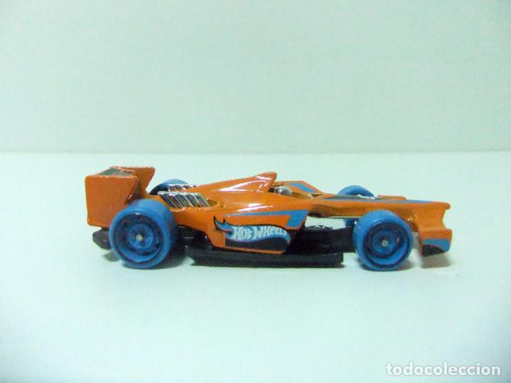 Auto in scala Hot Wheels: WINNING FORMULA - HOT WHEELS CFG97 MATTEL 2019 - ESCALA 1:64 COCHE # 5 RACE CAR MULTIPACK EXCLUSIVE