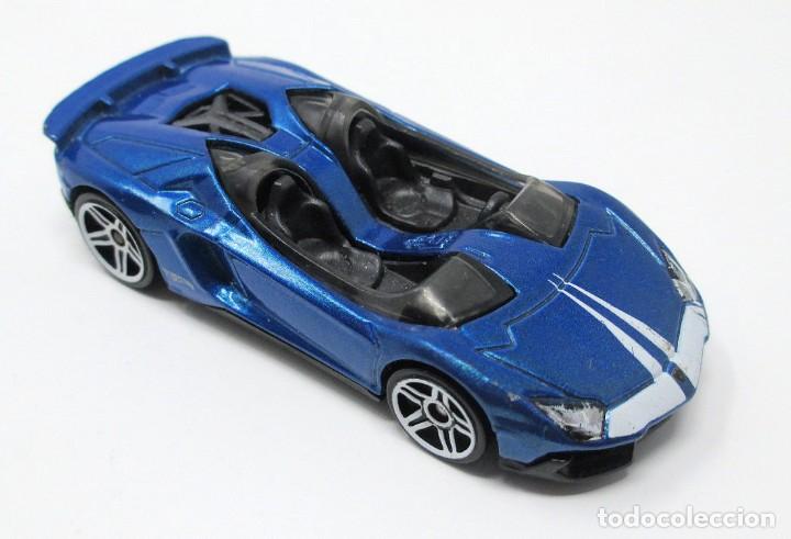 Coches a escala Hot Wheels: Lamborghini Aventador J de Hot Wheels - Hotwheels - Malasia 2013