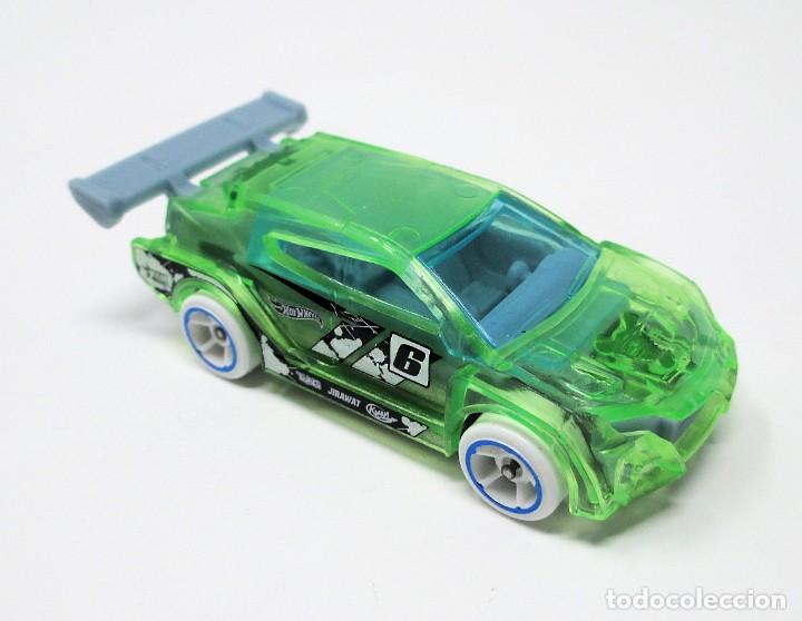 Coches a escala Hot Wheels: Loop Coup&eacute; de Hot Wheels - Hotwheels - Thailandia 2014