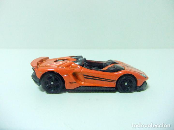 Carros em escala Hot Wheels: LAMBORGHINI AVENTADOR J - HOT WHEELS MATTEL HW EXOTICS 2019 - ESCALA 1:64 COCHE MINIATURA AUTOM&Oacute;VIL