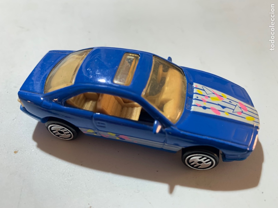 Carros em escala Hot Wheels: Coche Hot Wheels BMW 850i azul 1990