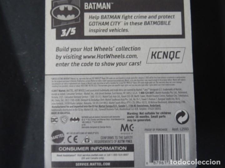 Coches a escala Hot Wheels: HOT WHEELS BATMOBILE BATMAN 2017 3/5 - Foto 3