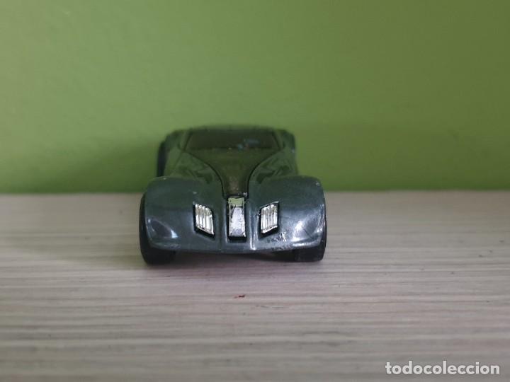 Model cars Hot Wheels: COVELIGHT. Escala 1/60 aprox. hot wheels de Mattel.