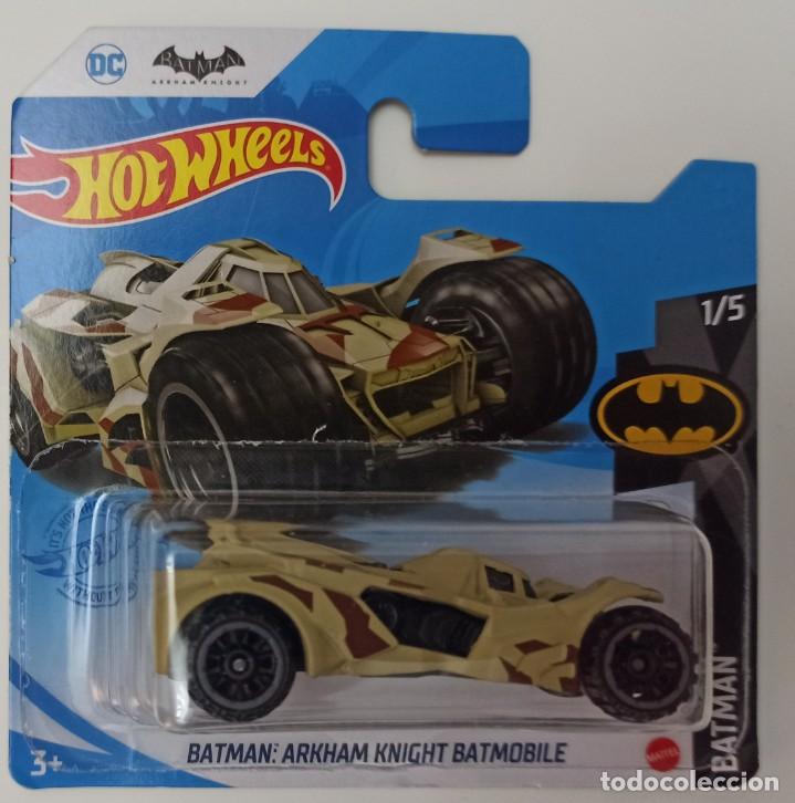 Carros em escala Hot Wheels: HOT WHEELS BATMAN: ARKHAM KNIGHT BATMOBILE. BATMAN 1/5 (2)