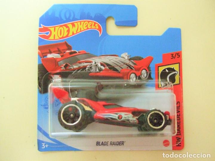 Carros em escala Hot Wheels: BLADE RAIDER - HOT WHEELS MATTEL HW DAREDEVILS 3/5 2021 ESCALA 1:64 COCHE CAR ROJO AUTO RED JUGUETE