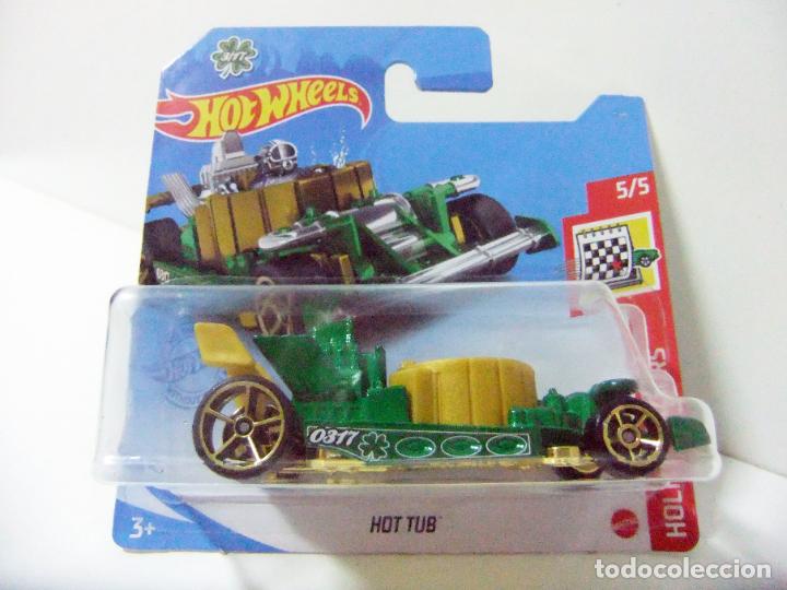 Carros em escala Hot Wheels: HOT TUB - HOT WHEELS MATTEL HOLIDAY RACERS 5/5 2021 ESCALA 1:64 COCHE 3/17 0317 VERDE GREEN TOY CAR