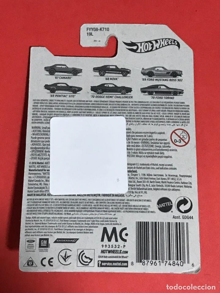 Coches a escala Hot Wheels: 2019 HOT WHEELS &acute;67 CAMARO - Foto 2