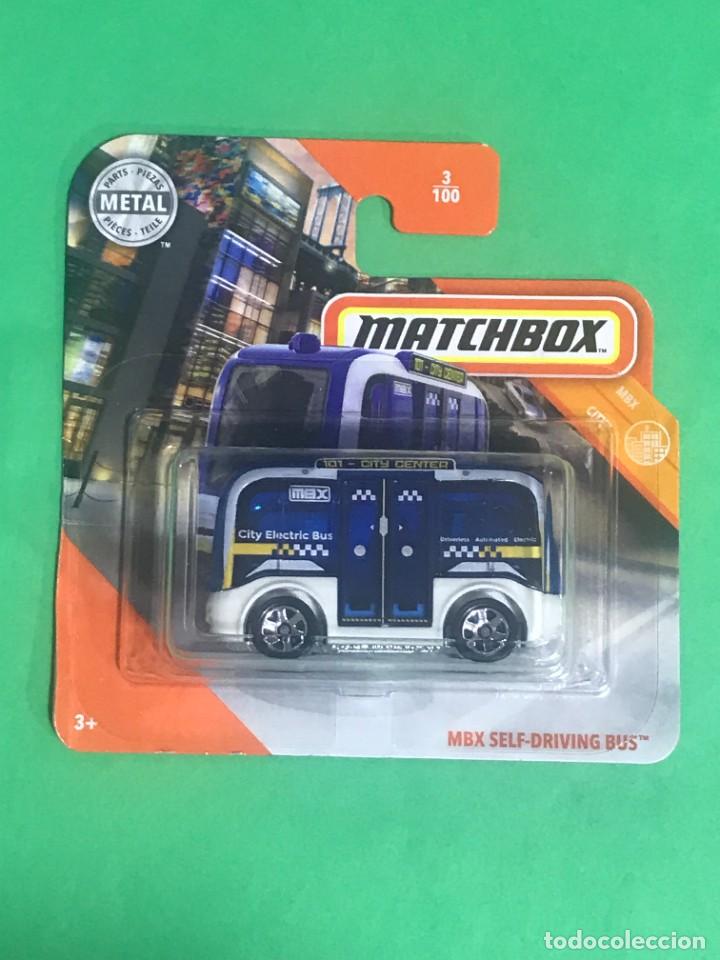 Coches a escala Hot Wheels: MATCHBOX 2020 - MBX SELF DRIVING BUS - 3/100 - NUEVO EN BLISTER - ESCALA 1:64 - TIPO HOT WHEELS