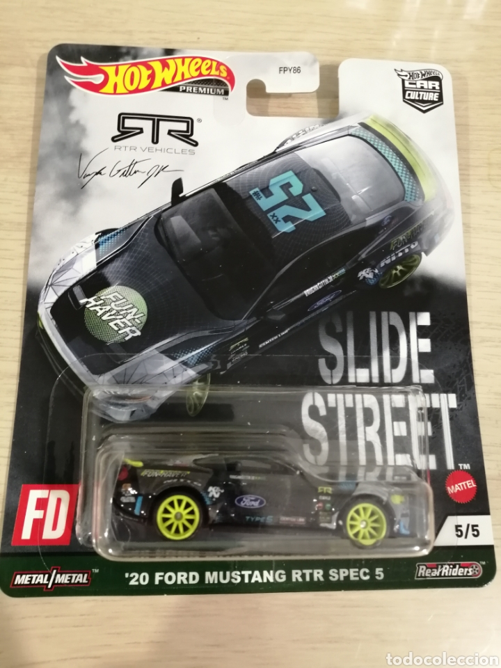 Modellautos Hot Wheels: HOT WHEELS 2021 '20 FORD MUSTANG RTR SPEC 5. PREMIUM 1/64. STREET SLIDE 2021.