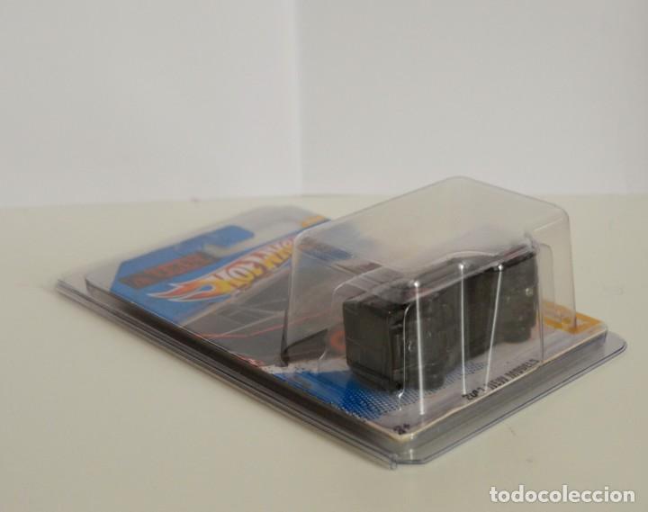 Coches a escala Hot Wheels: HOT WHEELS 1:64 GMC A-TEAM VAN + PROTECTOR - Foto 3