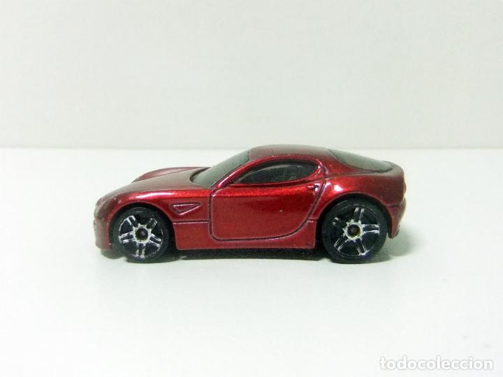 Coches a escala Hot Wheels: ALFA ROMEO 8C COMPETIZIONE - HOT WHEELS &copy; 2013 MATTEL - COCHE 1:64 ROJO 8 C TOY CAR RED ITALIA G03