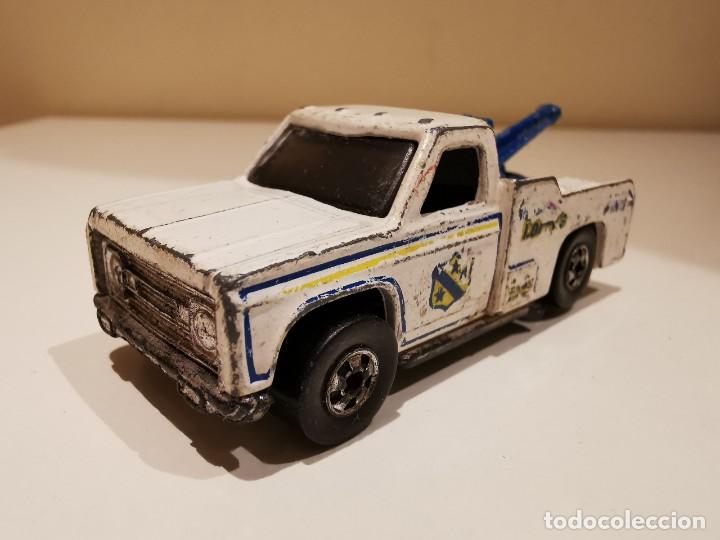Carros em escala Hot Wheels: Hot Wheels Larry's Towing Tow truck 1/64
