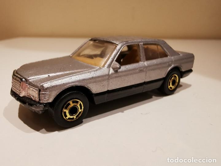 Coches a escala Hot Wheels: Hot Wheels Mercedes 380 SEL 1/64
