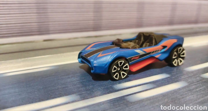 Coches a escala Hot Wheels: Hot Wheels - Carbonic - Foto 1