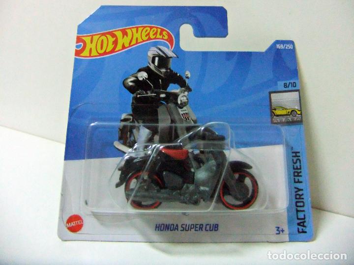 Auto in scala Hot Wheels: HONDA SUPER CUB - HOT WHEELS MATTEL FACTORY FRESH 8/10 2022 MOTO MOTOCICLETA COCHE HW TOY BIKE