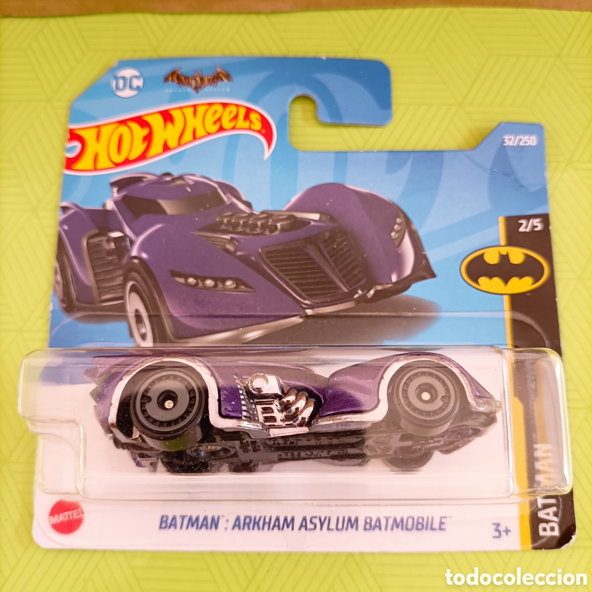Model cars Hot Wheels: (ETB) HOT WHEELS: BATMAN: ARKHAM ASYLUM BATMOBILE. 2/5. BATMAN. 32/250