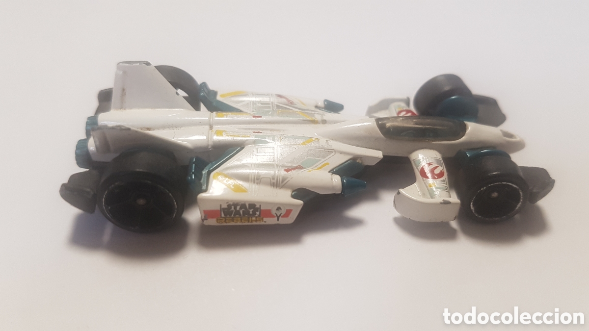 Model cars Hot Wheels: HOT WHEELS JET THREAT STAR WARS 2000