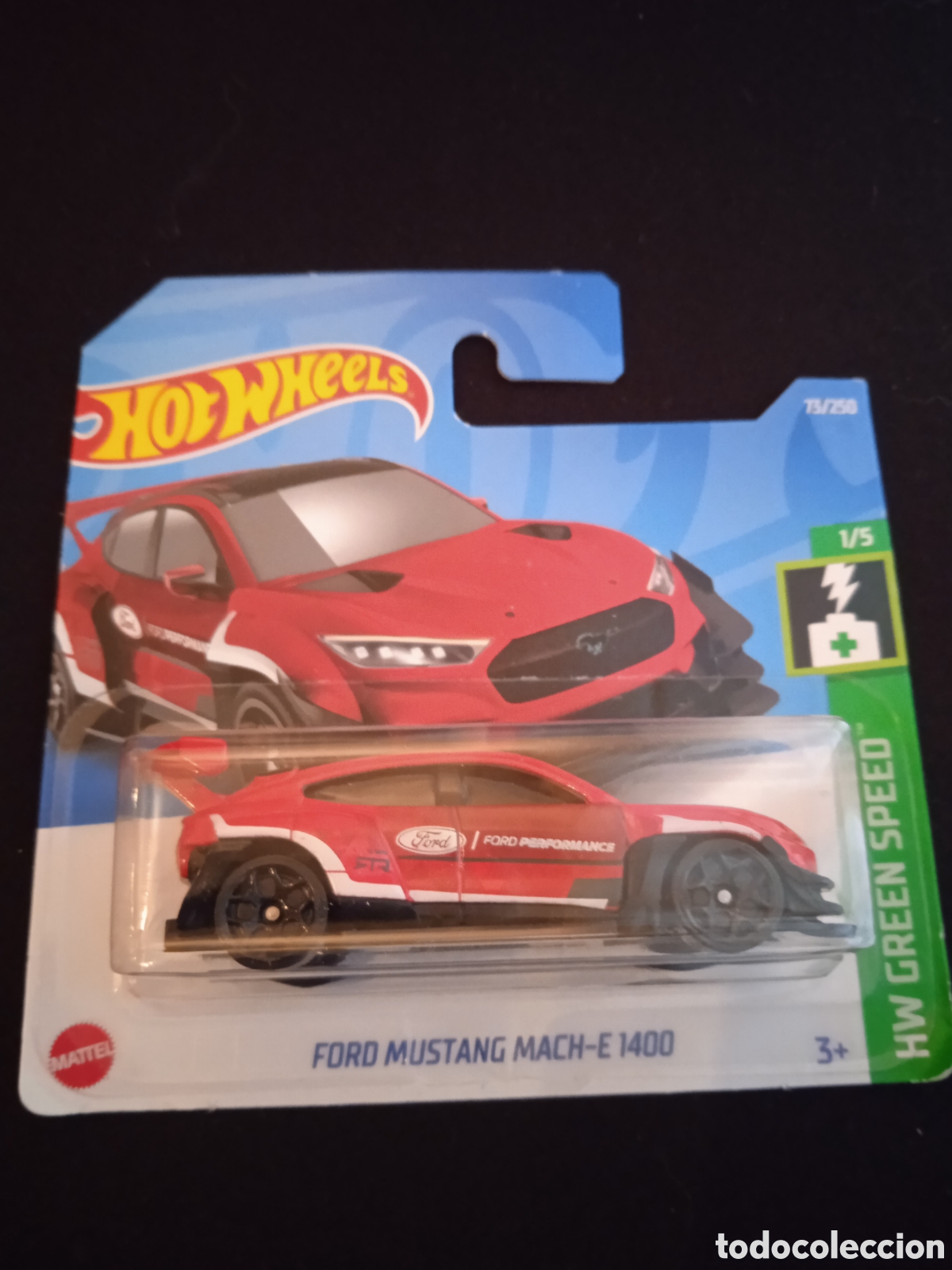 Model cars Hot Wheels: HOT WHEELS 2022 FORD MUSTANG MACH-E 1400 ROJO. HW GREEN SPEED 2022.