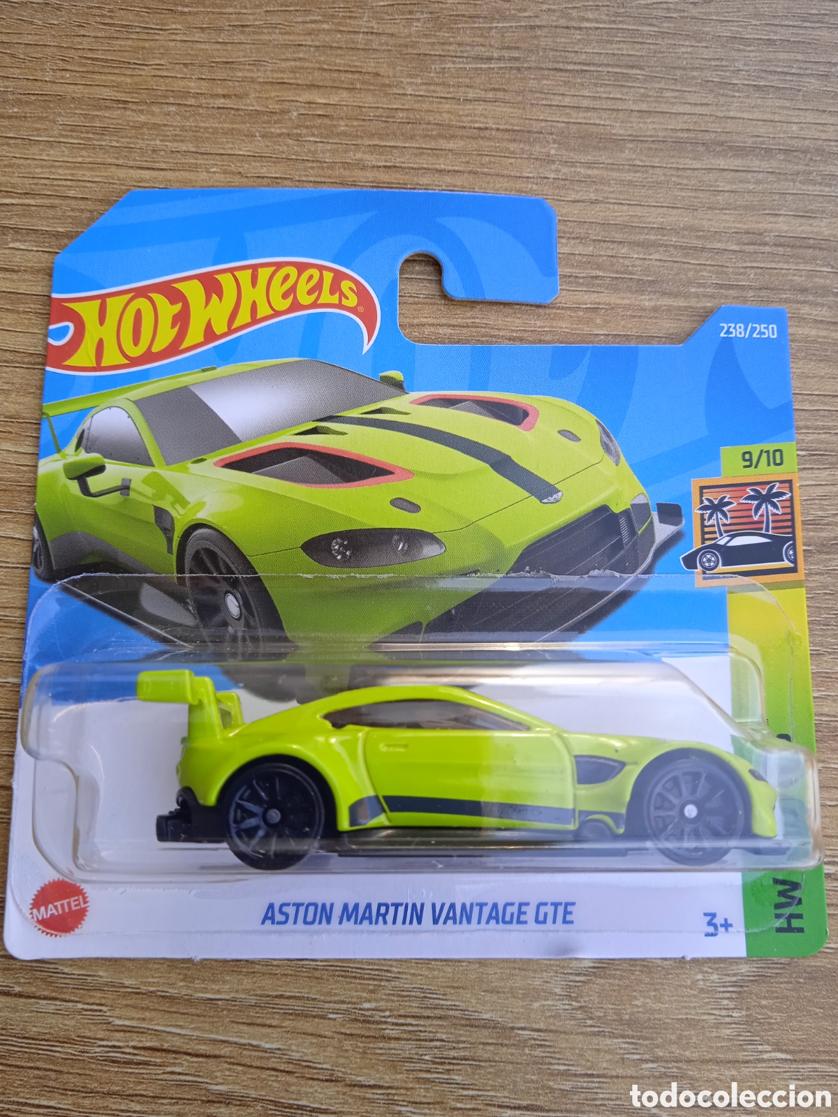 Modellautos Hot Wheels: HOT WHEELS 2022 ASTON MARTIN VANTAGE GTE VERDE. HOTWHEELS 1/64. HW EXOTICS 2022.