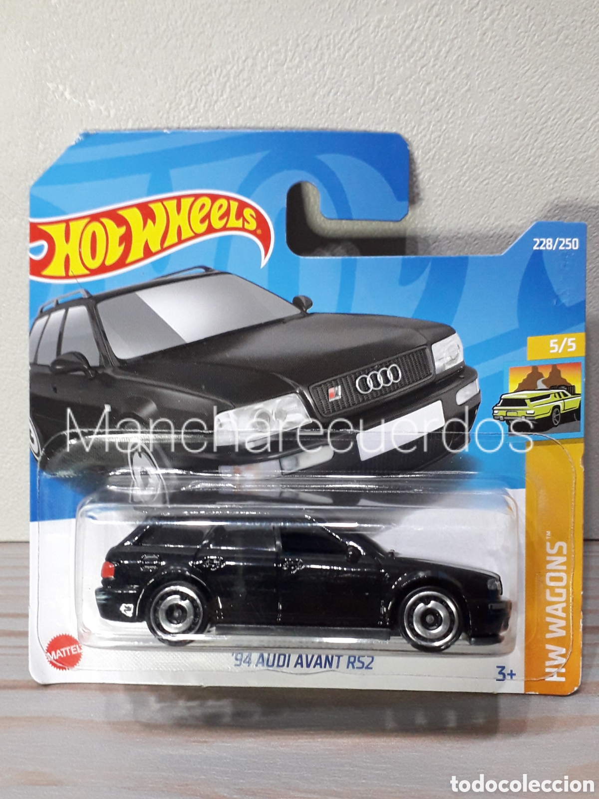 Auto in scala Hot Wheels: HOT WHEELS &acute;94 AUDI AVANT RS2 NEGRO COLECCION HW WAGONS 2022 5/5 MINIATURA 1/64 MATTEL